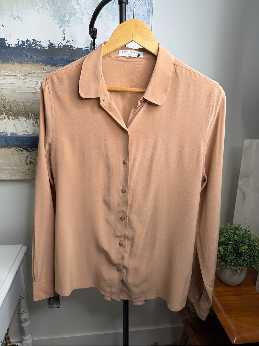 Everlane 100% Silk Button Front Blouse  Navy       Long Sleeve
Minimalist Top